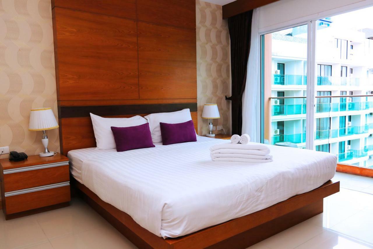 Alexander Hotel Patong Luaran gambar