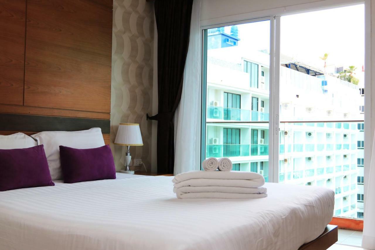 Alexander Hotel Patong Luaran gambar