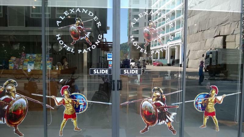 Alexander Hotel Patong Luaran gambar